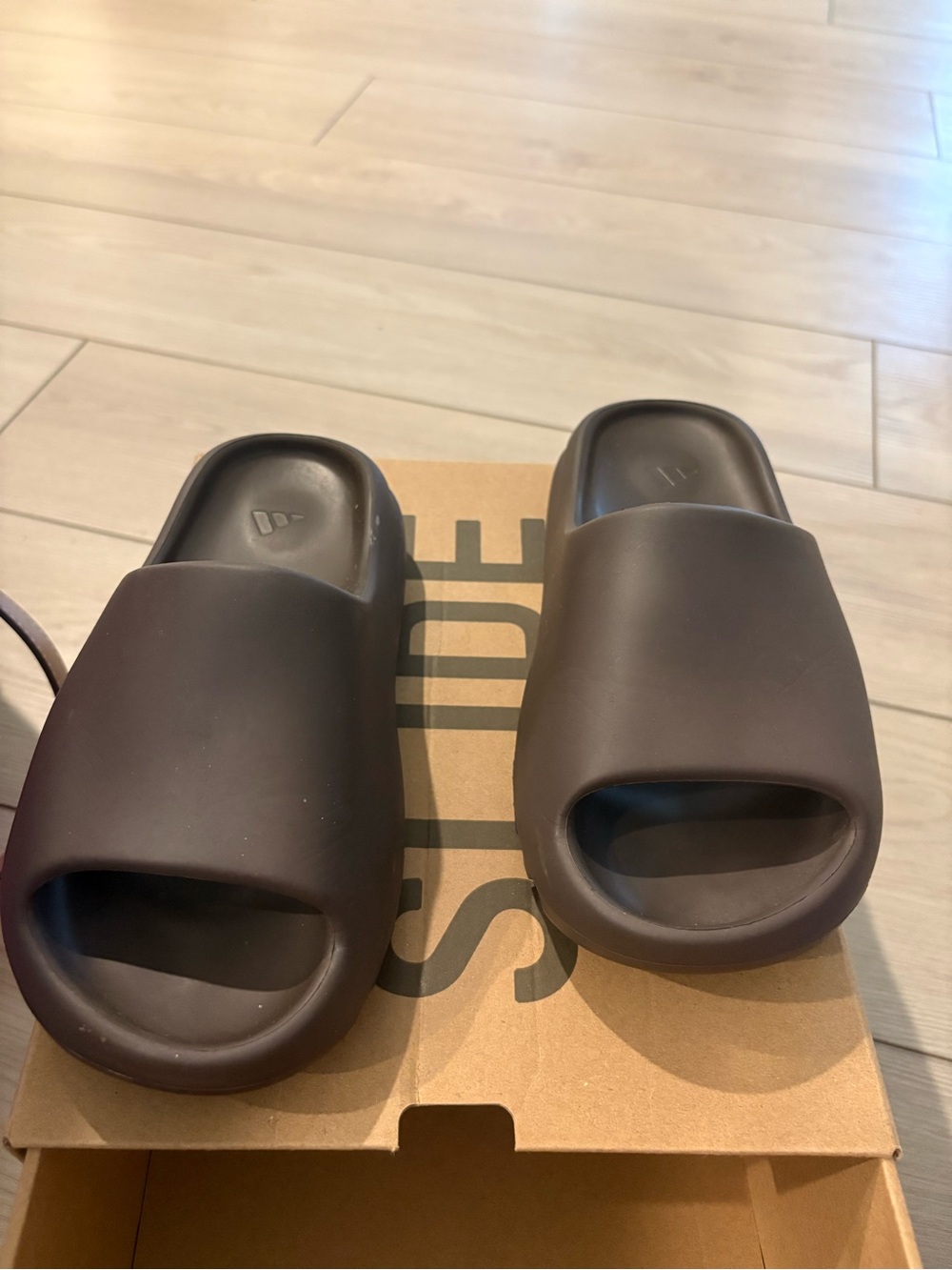 Kids Yeezy Brown Slide Sandals - Minimal Cushioned Slip-Ons
